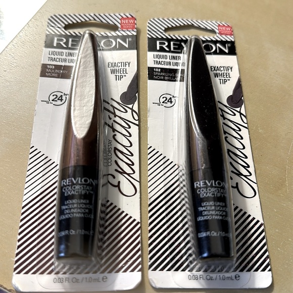Revlon Exactify Wheel tip Liquid Liner - Picture 3 of 5